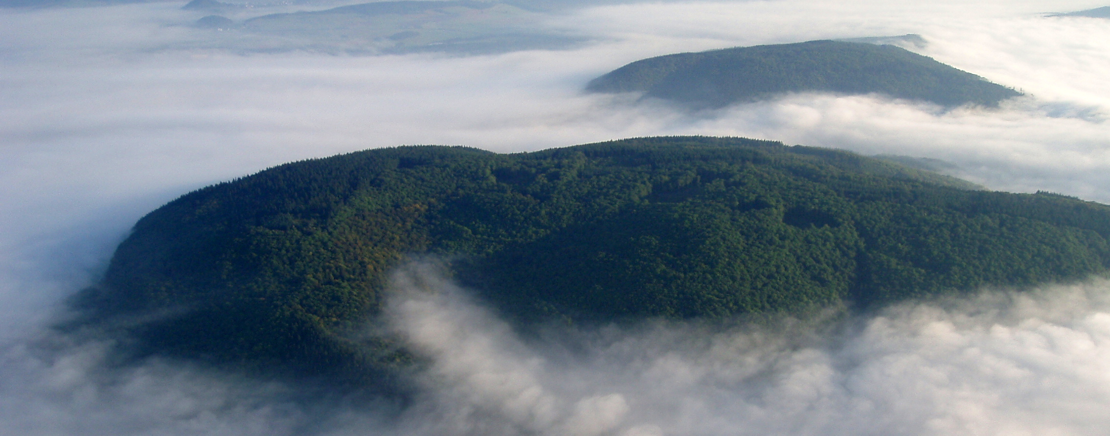 Eifel in Wolken